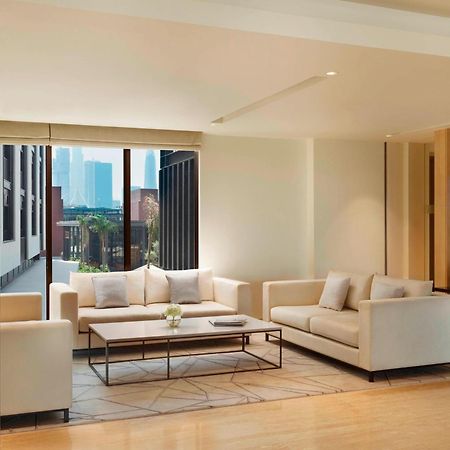라 빌 호텔&스위트 시티 워크 두바이, 오토그래프 컬렉션 외부 사진 The Westin Mumbai